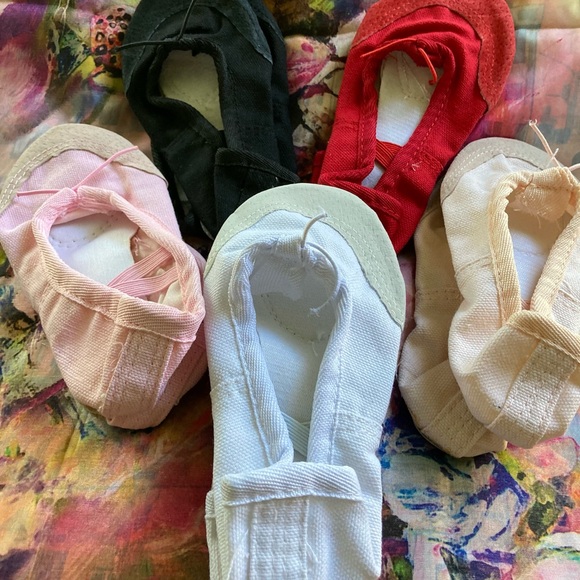 New Bundle 5 pairs Ballet Play Dress Up Shoes 8.5 - Picture 3 of 9
